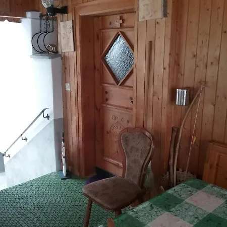 Walser Casa Paterna Dağ evi Disentis