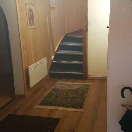 Walser Casa Paterna Dağ evi Disentis